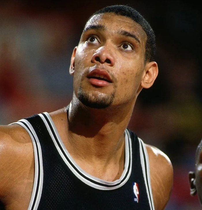 CBA：山东男篮主场大胜宁波（CBA：山东男篮主场狂胜宁波）