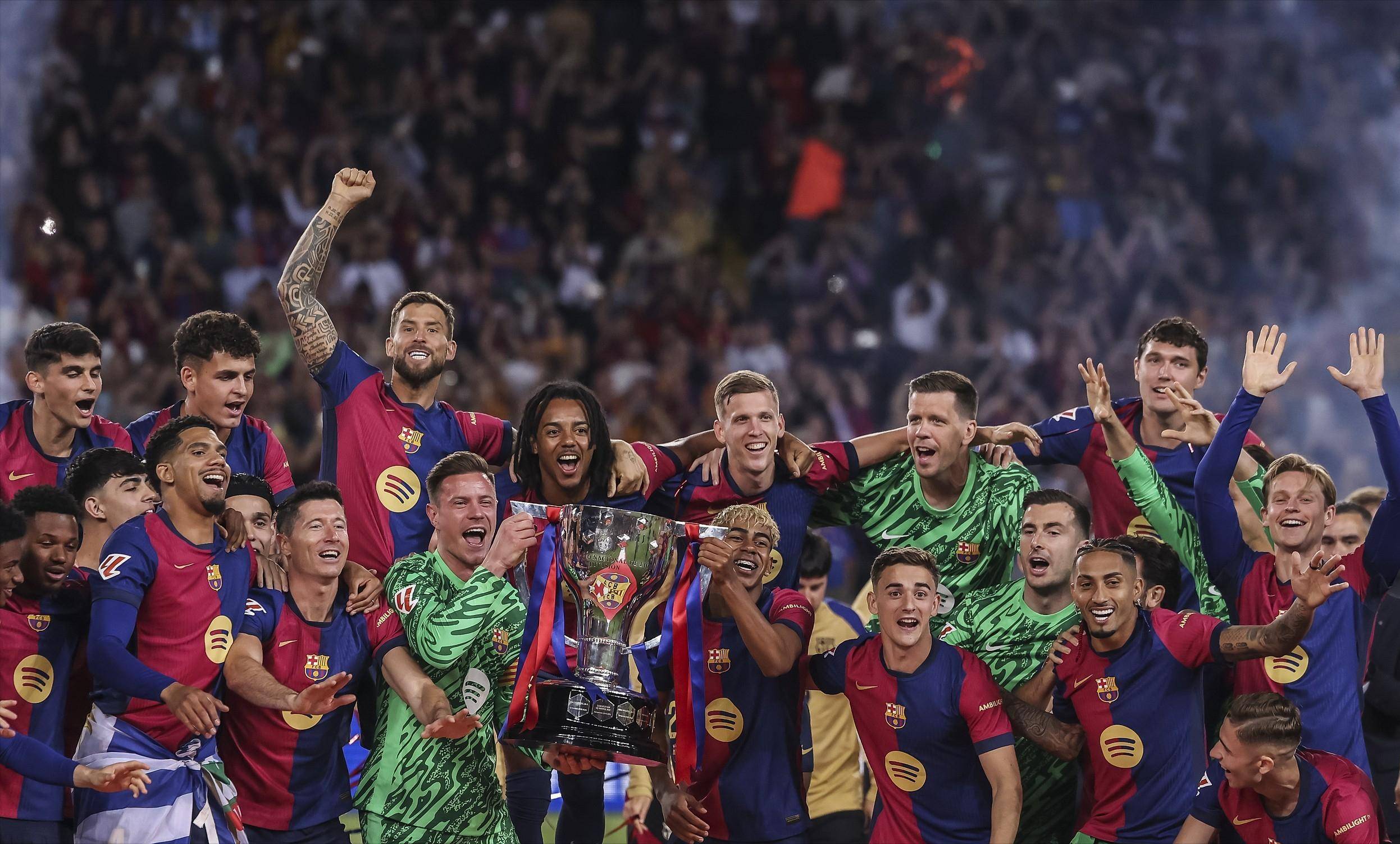 记者：因伤落选的马斯坦托诺仍加入阿根廷队的训练营（记者：因伤无缘名单的马斯坦托诺仍随阿根廷队集训）