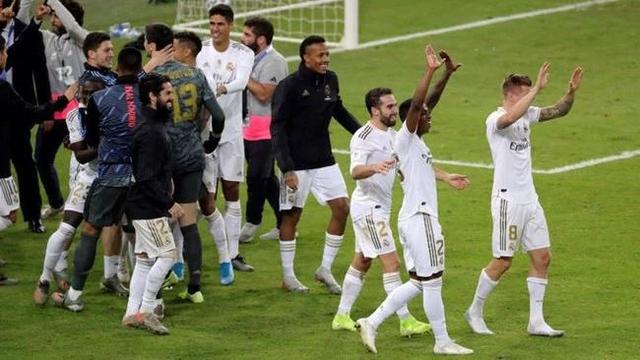 图片报：多特有意瑞典16岁中锋菲林，后者目前瑞典超9场进2球（德媒《图片报》：多特追逐瑞典16岁中锋菲林，瑞超9战斩获2球）