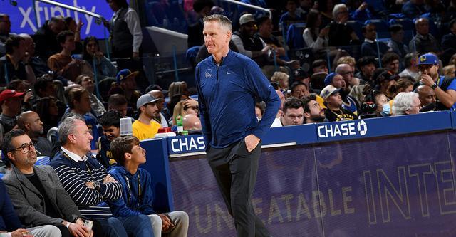 弗洛伦齐谈罗马vs那不勒斯争议判罚：拉赫马尼没有对科内犯规（弗洛伦齐就罗马对那不勒斯判罚争议表态：拉赫马尼未对科内犯规）