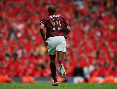 德佬：联赛不应该有中断，国家队比赛导致球员受伤应有赔偿（德佬：反对联赛中断，国家队比赛致伤球员应获赔偿）