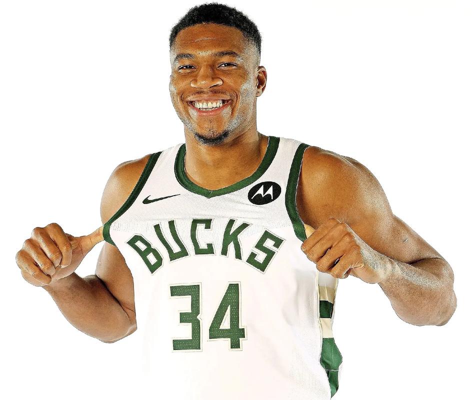 记者：拜仁计划签下17岁厄瓜多尔中卫奥拉亚，并准备将其外租（记者：拜仁拟签下17岁厄瓜多尔中卫奥拉亚，完成加盟后或立即外租）