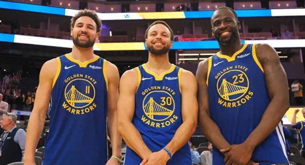 在今年新发布的中足联纪律道德准则里，“歧视”（包...（中足联新版纪律道德准则将“歧视”行为纳入规范）