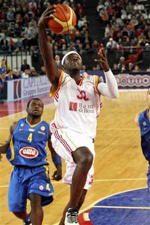 初出茅庐，蒯纪闻处子赛季1球6助攻，中超0球5助攻（新秀崭露锋芒：蒯纪闻处子季斩获1球6助，中超0球5助）