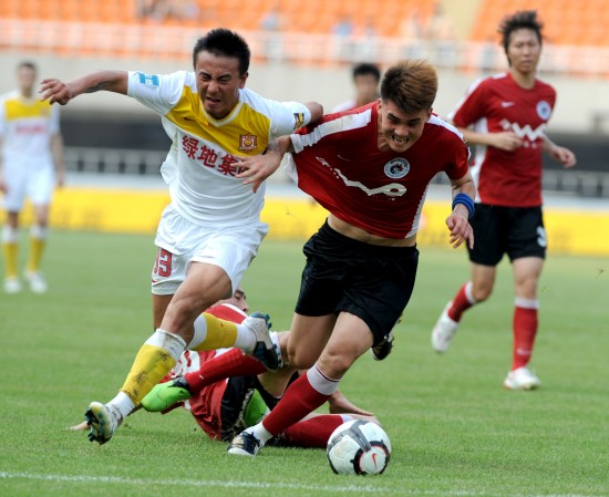 科尔谈DNP库明加：他打得不如之前好，所以我们做出了调整（科尔谈库明加遭DNP：近期表现下降，我们进行了调整）