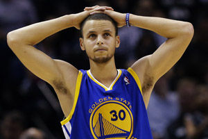 尤文2-0帕福斯，戴维破门+失良机，麦肯尼建功，伊尔迪兹助攻（尤文2-0帕福斯：戴维破门仍失良机，麦肯尼建功，伊尔迪兹助攻）