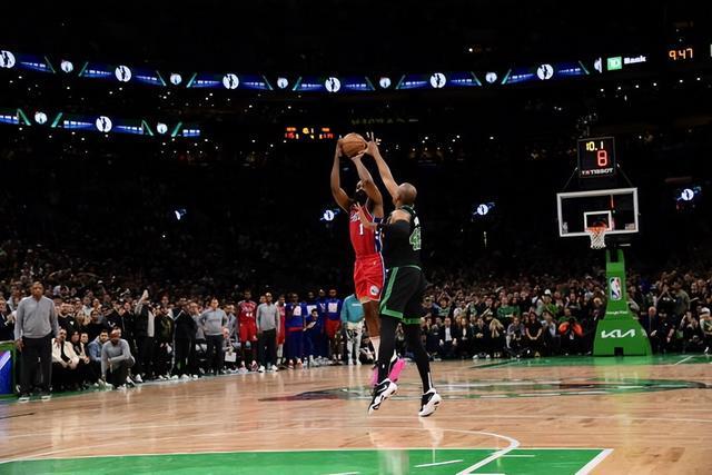 诺伊尔：上半场你能看到谁是更强的队伍；下半场比赛完全不同（诺伊尔：上半场高下立见，下半场完全是另一回事）